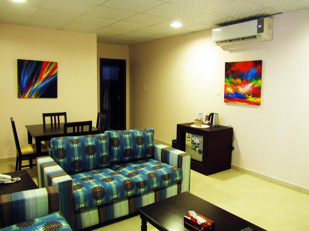 Jw Inn Hotel Nadinah Room photo