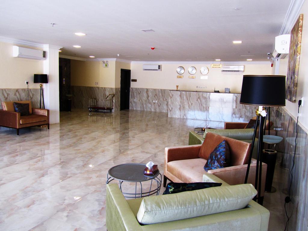 Jw Inn Hotel Nadinah Exterior photo