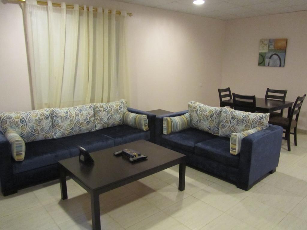 Jw Inn Hotel Nadinah Exterior photo